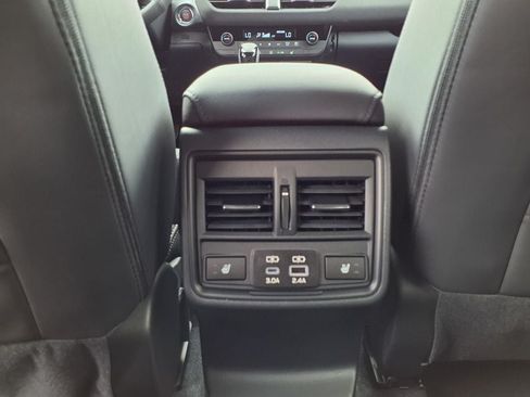 Used 2026 Subaru Outback Limited AWD/4WD image 23