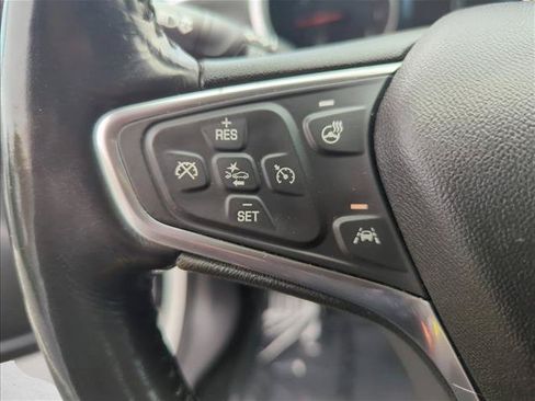 Used 2018 Chevrolet Malibu Premier w/ Premier Sun and Wheel Package FWD image 12