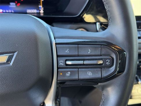 Used 2023 Chevrolet Colorado LT w/ LT Convenience Package III image 13