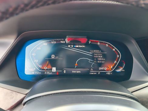 Used 2022 BMW X7 M50i image 18