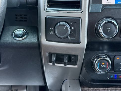 Used 2019 Ford F350 Lariat w/ Lariat Ultimate Package image 28