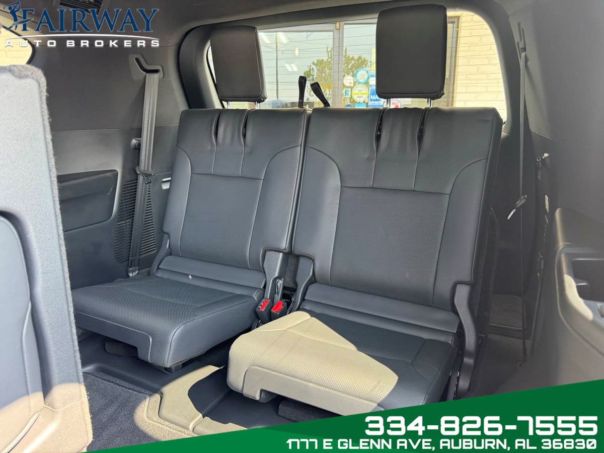 Used 2023 Lexus LX 600 F Sport w/ Accessory Package (Z1) AWD/4WD image 12