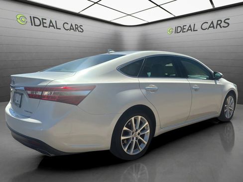 Used 2013 Toyota Avalon Limited FWD image 5