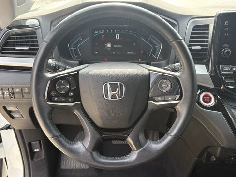 Used 2022 Honda Odyssey Touring image 14