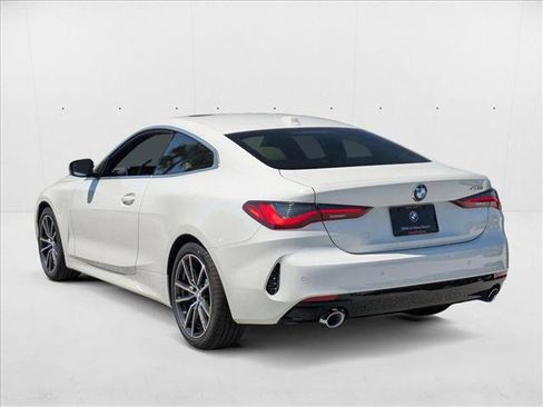 Certified 2025 BMW 430i Coupe w/ Convenience Package image 9