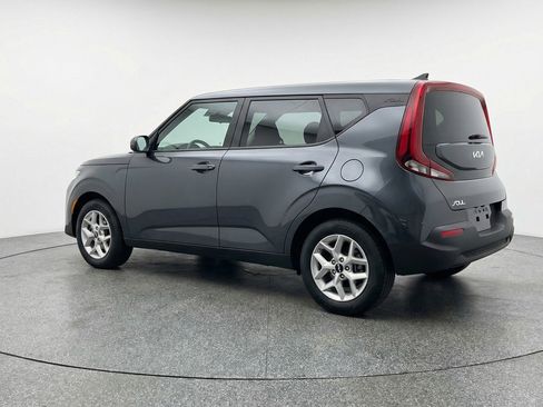 Used 2025 Kia Soul LX w/ LX Technology Package image 6