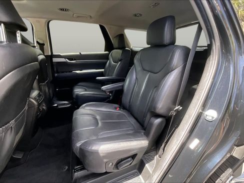 Used 2020 Hyundai Palisade SEL w/ Premium Package FWD image 27