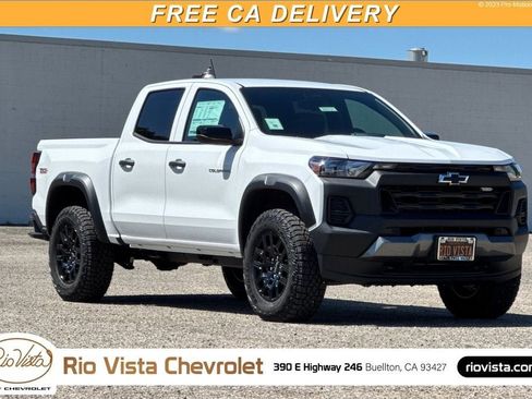 New 2026 Chevrolet Colorado Trail Boss AWD/4WD image 1