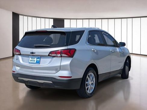 Used 2022 Chevrolet Equinox LT image 4