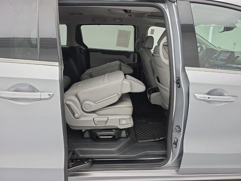 Used 2023 Honda Odyssey Elite image 42