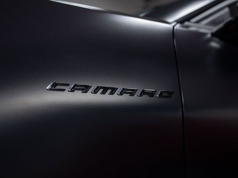 Used 2024 Chevrolet Camaro ZL1 RWD image 12