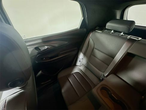 Used 2023 Chevrolet TrailBlazer RS w/ Convenience Package image 12