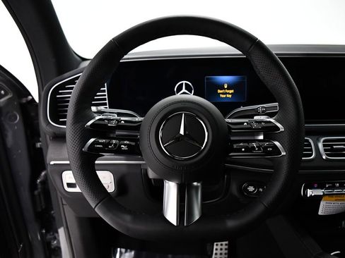 New 2026 Mercedes-Benz GLS 450 4MATIC image 8