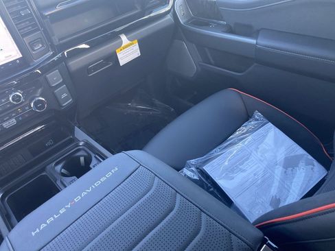 New 2026 Ford F250 Lariat w/ Black Appearance Package image 14