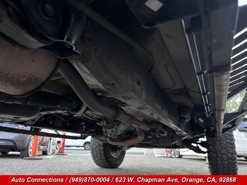 Used 2017 Toyota Tacoma TRD Off-Road w/ Tow Package (A/T) image 33