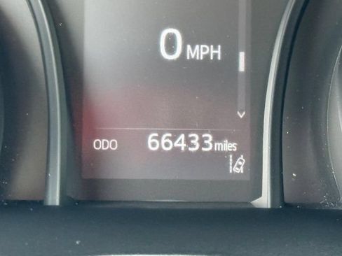 Used 2024 Toyota Camry SE FWD image 28