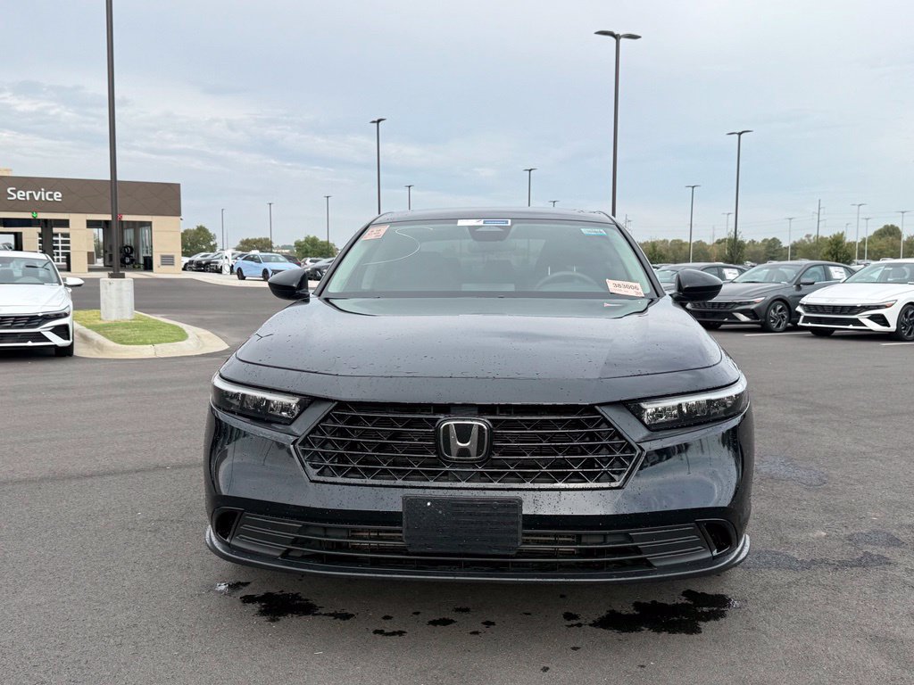 Used 2023 Honda Accord EX image 2