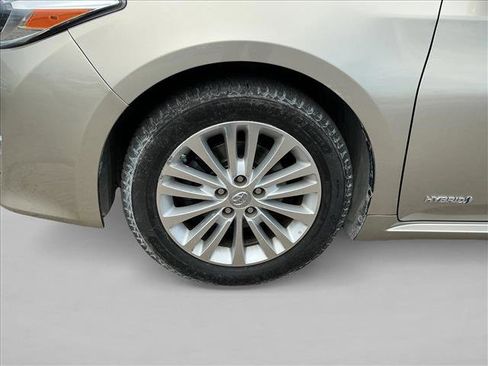 Used 2015 Toyota Avalon XLE Touring image 9