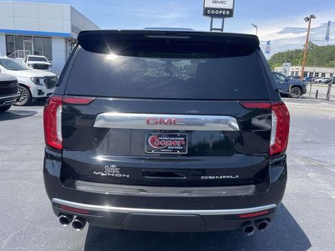 Certified 2021 GMC Yukon Denali w/ Denali Premium Package AWD/4WD image 3