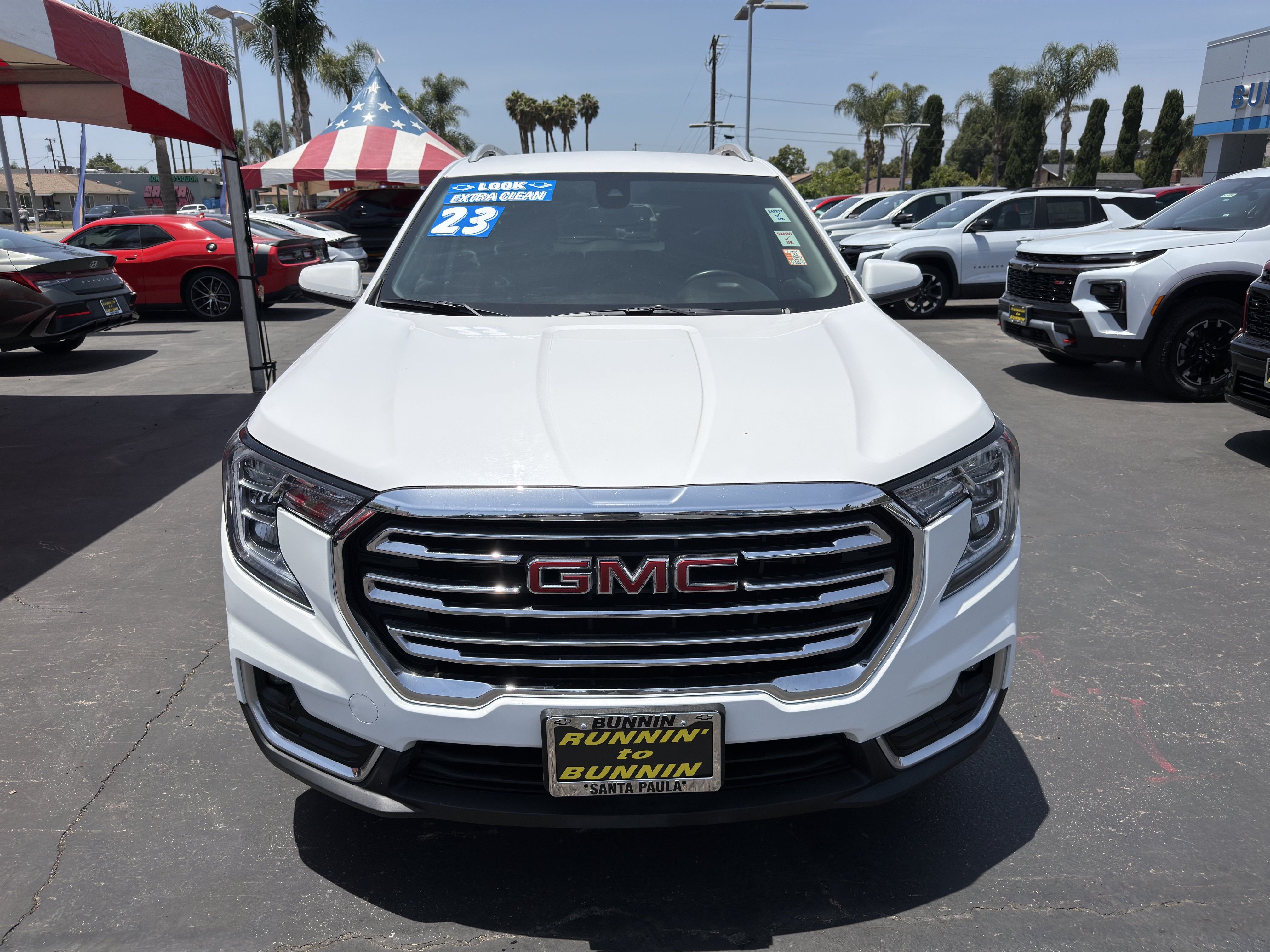Used 2023 GMC Terrain SLT FWD image 3