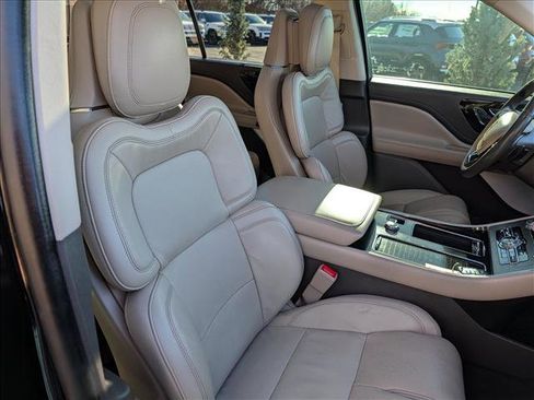 Used 2023 Lincoln Aviator Reserve w/ Equipment Group 201A image 14