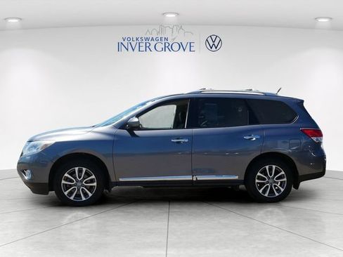 Used 2015 Nissan Pathfinder SL w/ Trailer Tow Package FWD image 4