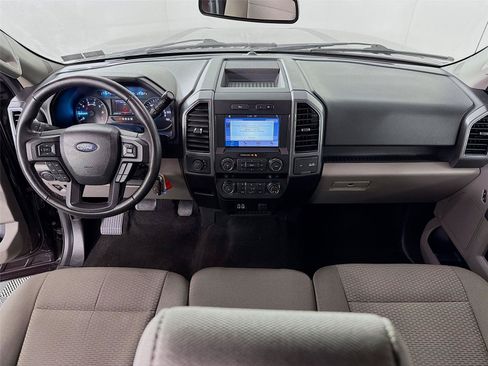 Used 2019 Ford F150 XLT w/ Equipment Group 302A Luxury AWD/4WD image 25