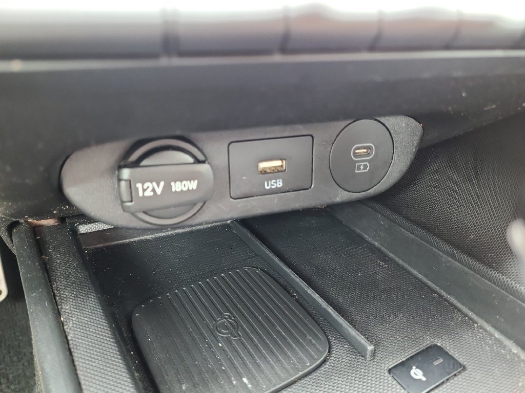 Used 2025 Hyundai Elantra Sport FWD image 22