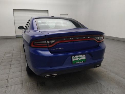 Used 2022 Dodge Charger SXT RWD image 6