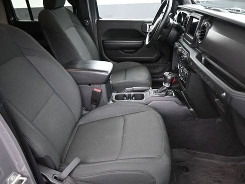 Used 2023 Jeep Wrangler Unlimited w/ Cold Weather Group AWD/4WD image 22