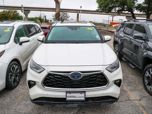 Used 2020 Toyota Highlander Limited image 5