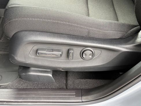 Certified 2026 Honda CR-V EX image 24