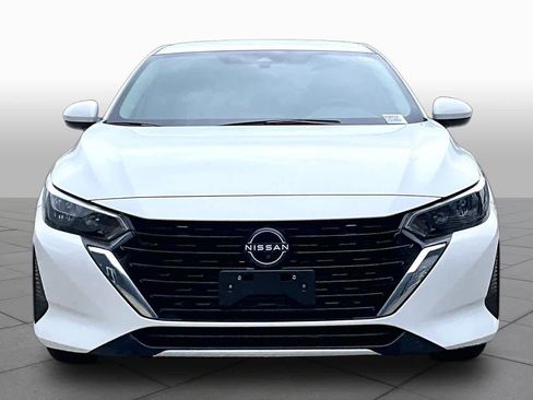 Certified 2025 Nissan Sentra S FWD image 4
