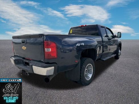 Used 2011 GMC Sierra 3500 SLT w/ SLT Convenience Package image 7
