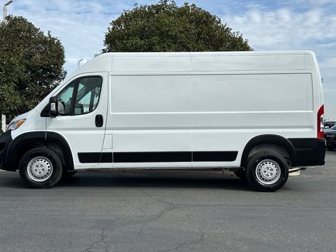 New 2025 RAM ProMaster 2500 w/ Convenience Group image 7