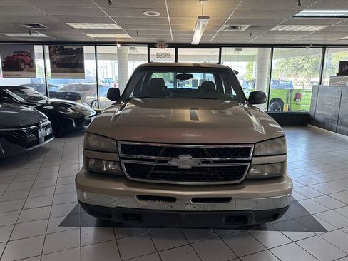 Used 2006 Chevrolet Silverado 1500 LS RWD image 3