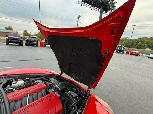 Used 2007 Chevrolet Corvette Z06 w/ Preferred Equipment Group image 30