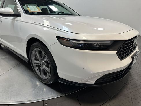 Certified 2023 Honda Accord EX image 3