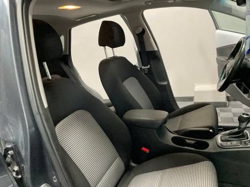Used 2020 Hyundai Kona SEL Plus AWD/4WD image 25
