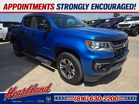 Used 2021 Chevrolet Colorado Z71 AWD/4WD image 15