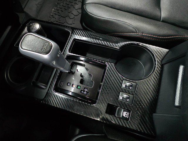 Used 2021 Toyota 4Runner TRD Off-Road Premium w/ Moonroof Package AWD/4WD image 29