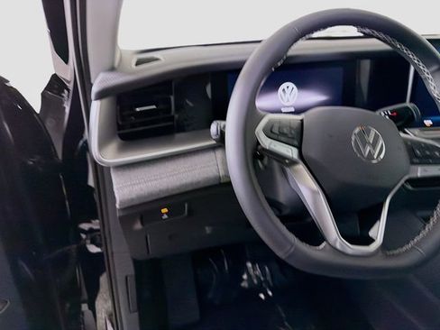 New 2026 Volkswagen Tiguan S image 9