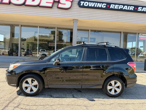 Used 2014 Subaru Forester 2.5i Touring w/ Popular Package #1 AWD/4WD image 2