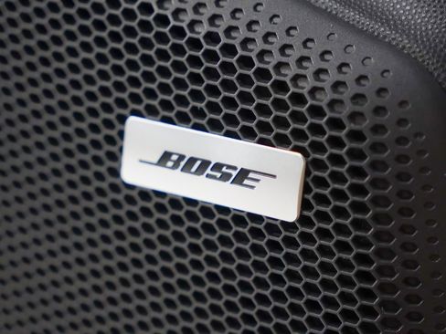 Used 2025 Porsche Macan 4S Electric image 18