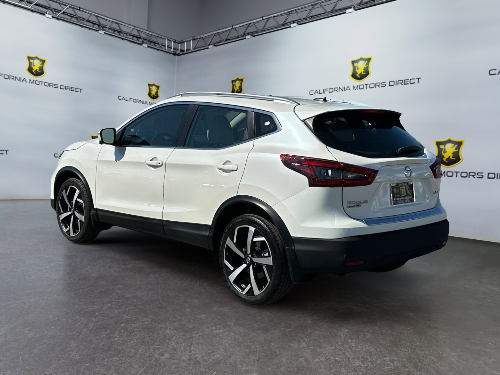 Used 2022 Nissan Rogue Sport SL w/ Premium Package AWD/4WD image 3
