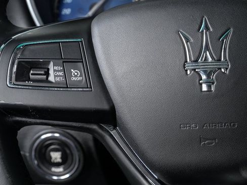 Used 2016 Maserati Ghibli image 12