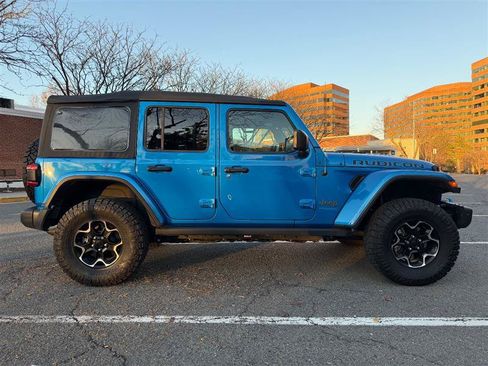 Used 2021 Jeep Wrangler Unlimited Rubicon 4xe w/ Steel Bumper Group AWD/4WD image 7