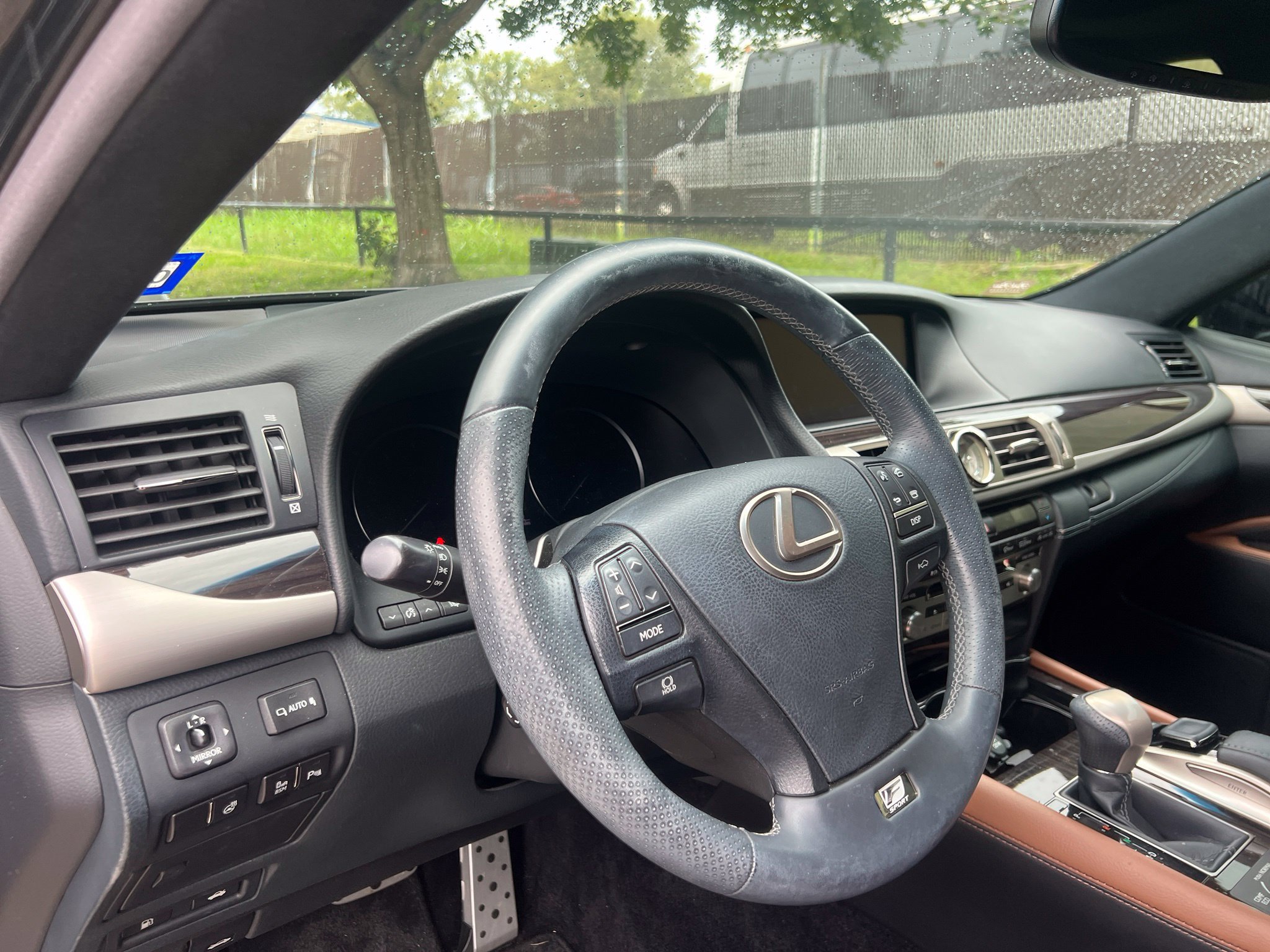 Used 2017 Lexus LS 460 w/ F Sport Midnight Edition RWD image 11