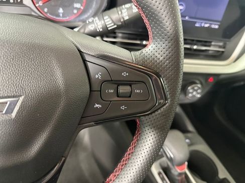 Used 2024 Chevrolet Trax RS w/ Driver Confidence Package image 16