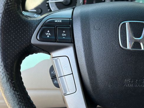 Used 2011 Honda Odyssey EX-L image 38